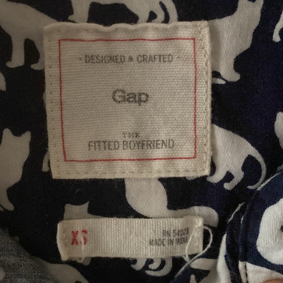 Gap size XS button up navy shirt with white cats - Picture 2 of 8
